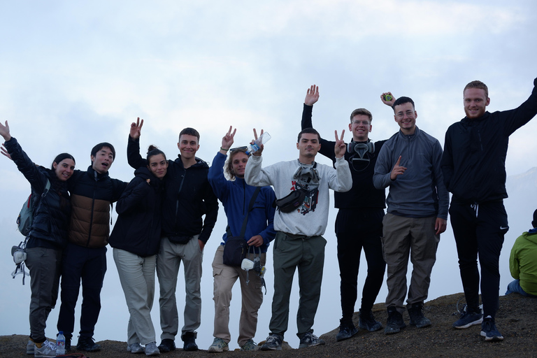 Banyuwangi: Ijen Blue Fire Hike &amp; Licin Village Breakfast