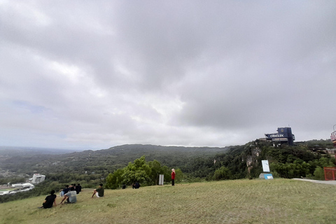 Yogyakarta: Palazzo Reale, spiaggia di Timang e tour al tramonto