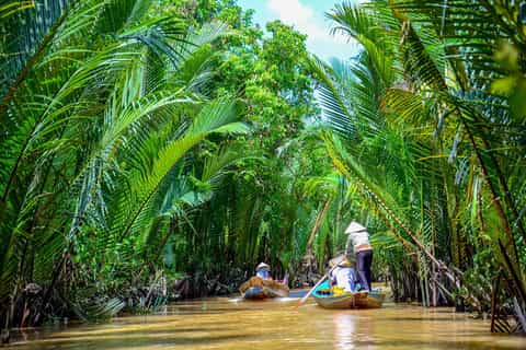 Mekong Delta & Ben Tre: Sampan, Coconut Candy & Local Life - Image 3