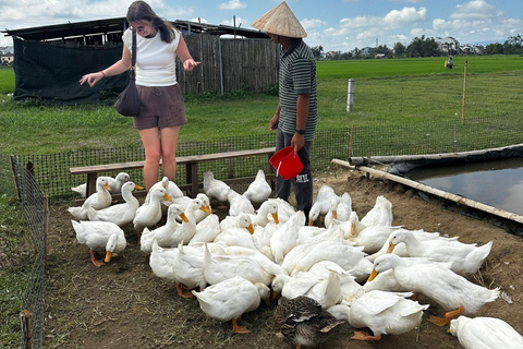 Hoi An: Lantern Making, Duck Farm, & Basket Boat Tour Hoi An: Lantern Making, Duck Farm, & Basket Boat Tour