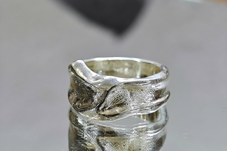 Hanoi: Silver Clay Ring Workshop with Unlimited Gemstones