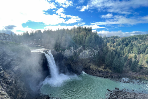 From Seattle: Snoqualmie Falls and Wineries Tour w/ Transfer
