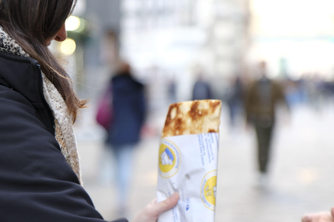 Walking Tour in Genoa with Tastings and Stories