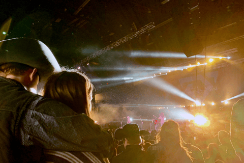 Las Vegas: Country Bar Crawl by Party Bus w/ Mixed Drinks