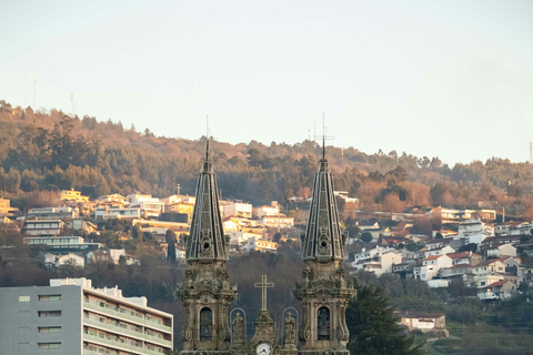 Depuis Porto : journée à Braga et Guimarães avec déjeuner