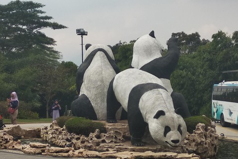 Jakarta : Taman Safari, Palais du Panda et chute d&#039;eau