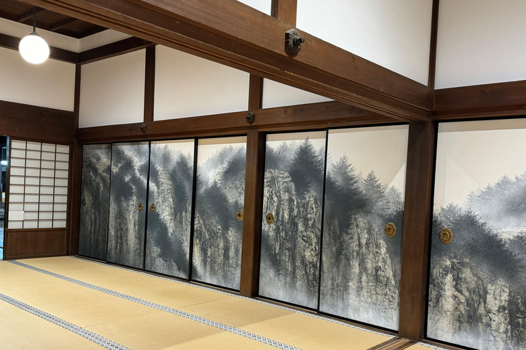 Z Osaki: prywatna wycieczka 1-dniowa z przewodnikiem do Koyasan (miejsce wpisane na listę UNESCO)