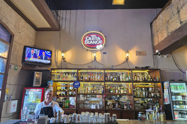 Traditional Cantina Tour with Drinks in Downtown Monterrey