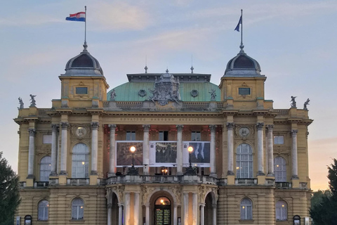 Zagabria Zagreb in Italian & English: Architecture & History