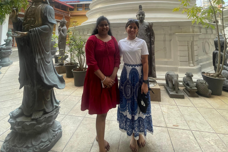 From Negombo: Colombo City Tour with Transfers
