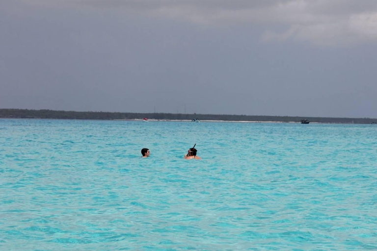 Epic of Prison Island and Romantic Nakupenda Sandbank Tour