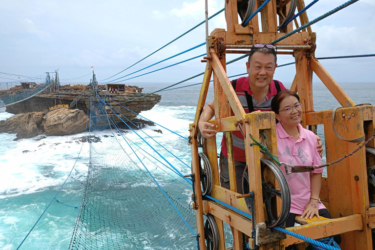 Jomblang grot & timang strand 1 dagtour.