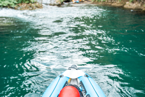 Depuis Zagreb : Kayak à Mrežnica et village de Rastoke - excursion d&#039;une journée