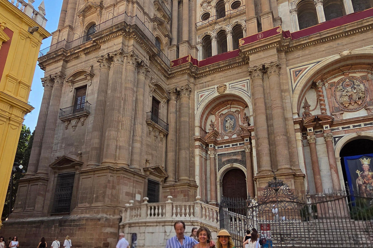 Málaga: Guided Walking Tour of the Historic Center Málaga: Guided Walking Tour of the Historic Center in german