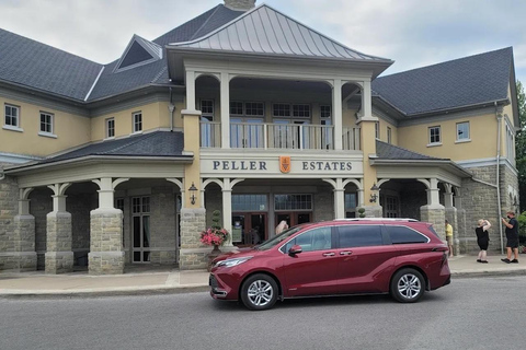 Niagara-on-the-Lake: Private vehicle Wine Tour with Tastings