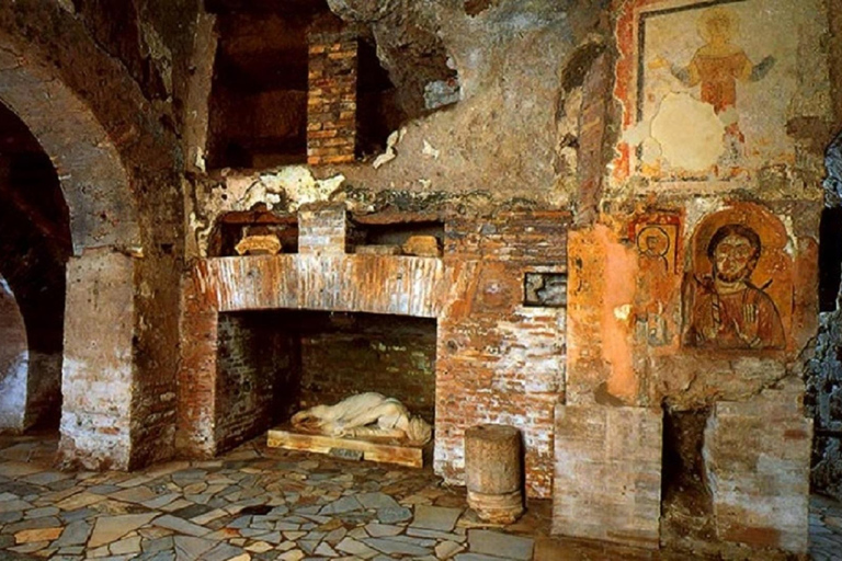 Roma: Tour in eBike della Via Appia Acquedotti, Catacombe e Cestino per il PranzoTour di 5 ore con visita alle catacombe e cestino per il pranzo