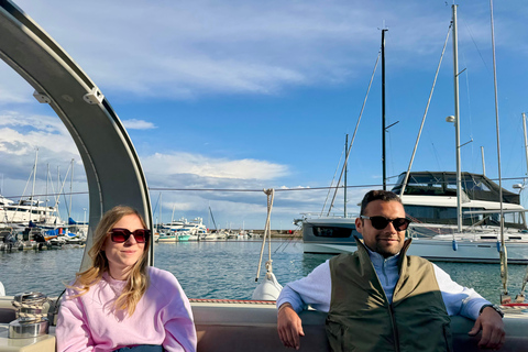 Antibes : Discover the Art of Sailing on a Scenic Cruise