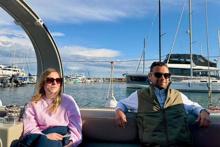 Antibes : Discover the Art of Sailing on a Scenic Cruise