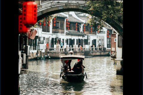 Twilight Zhujiajiao: Scenery, Sunset, and Lantern Lights