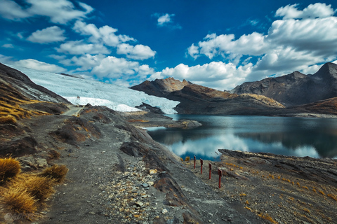 From Huaraz: Pastoruri Glacier Full-Day Tour with Hike