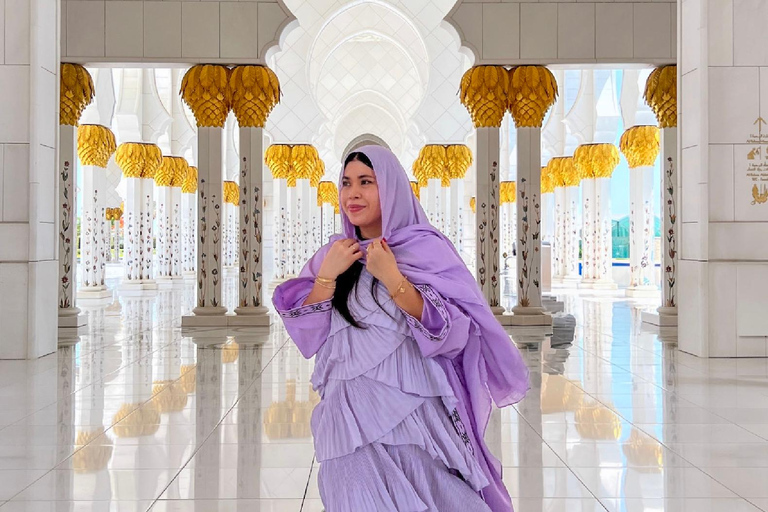 阿布扎比大清真寺与扎耶德国家博物馆之旅从阿布扎比出发：大清真寺和扎耶德博物馆导览游