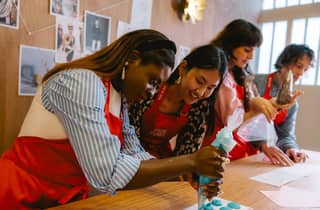 Der offizielle Emily in Paris Macaron-Workshop