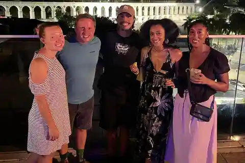 Rio: Lapa Pub Crawl with Live Samba & Shots