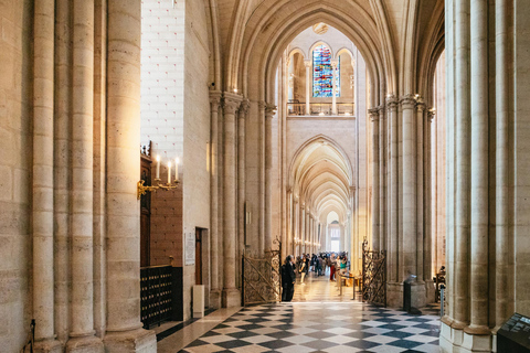 Paris: Notre-Dame Cathedral Guided Tour with Group Access