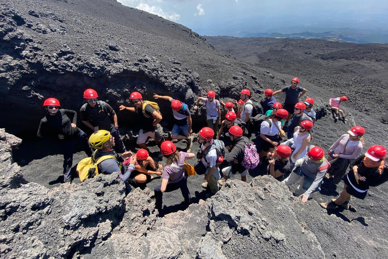 Etna excursion from Catania with cable car & 4x4 to 3340 mt.