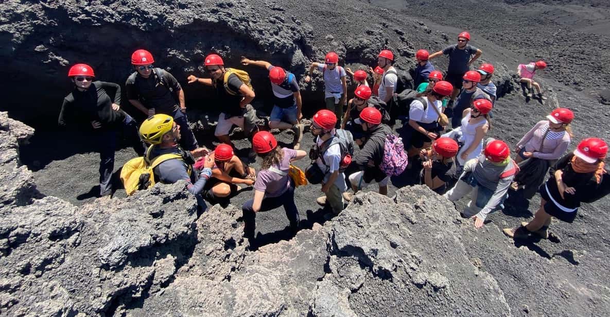 Afbeelding 26 van Onze Etna-excursie vanuit Catania met de kabelbaan en een 4x4 tot 3340 meter.