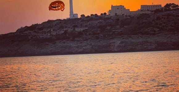 Torre Vado: Sunset parasailing towards Santa Maria di Leuca