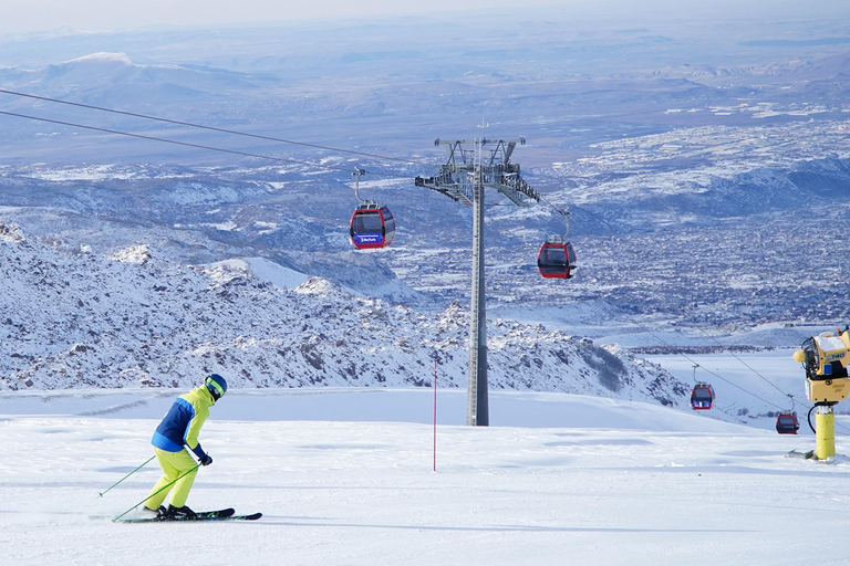 Cappadocia: Mount Erciyes Day Ski & Snowboard with Equipment Transfer Package