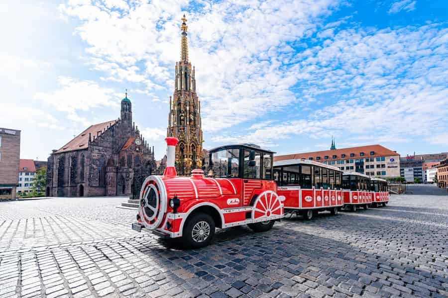 Nürnberg: Stadtführung mit der Bimmelbahn. Foto: GetYourGuide Nürnberg: Stadtführung mit der Bimmelbahn. Foto: GetYourGuide