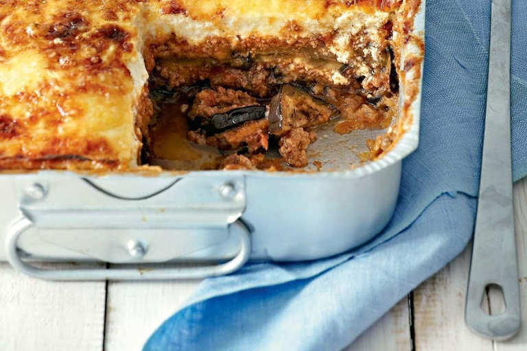 Santorini: Cooking Class with Meal and Caldera Views