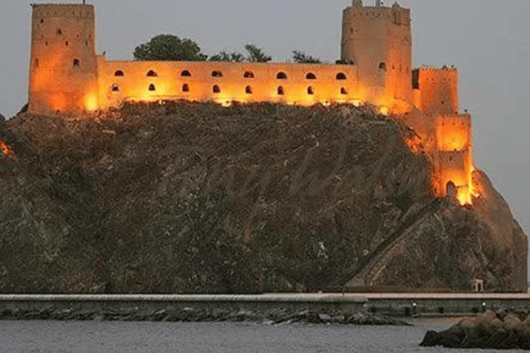 Muscat stadsrundtur - halvdagHalvdagstur till Muscat