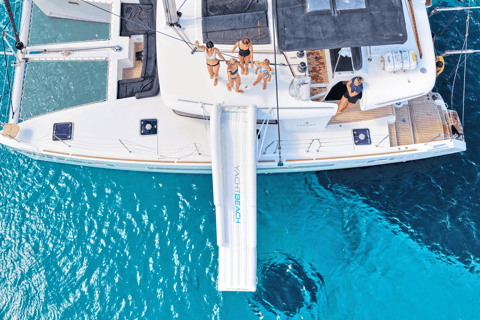 Souda: Premium Catamaran Cruise to Marathi Bay with Lunch w/Transfer from Agia Marina - Kolimvari
