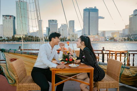 Ho Chi Minh Ville : Dîner-croisière sur la rivière Saigon