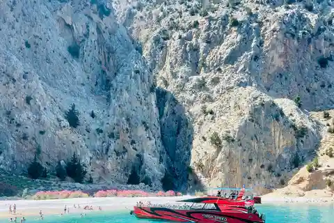 Kiotari, Lardos, Pefkos, & Lindos: Speedboat to Symi Island