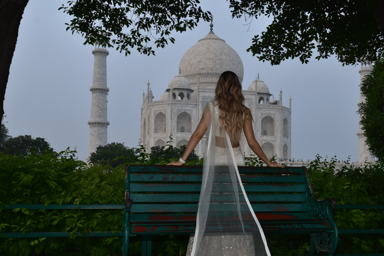 From Delhi: Taj Mahal &amp; Agra Private Day Trip with TransferFrom Delhi- Car with Driver and private Tour Guide