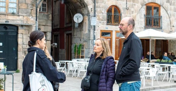 Fado Half Day Guided Tour with Dinner & live Show in Lisbon