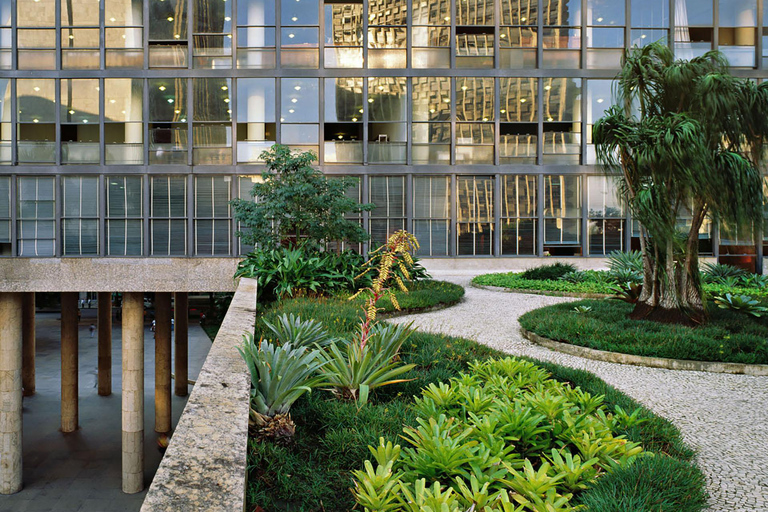 Rio de Janeiro: Modern Architecture Experience with Guide