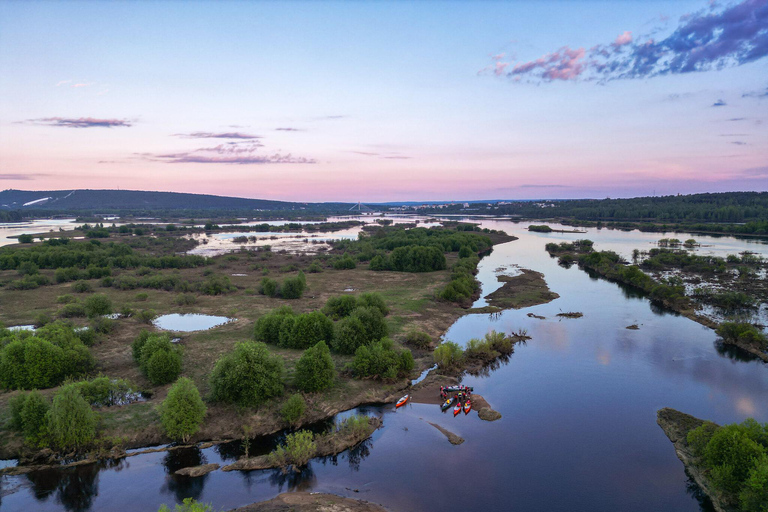 Rovaniemi: Canoe Trip under the Midnight Sun