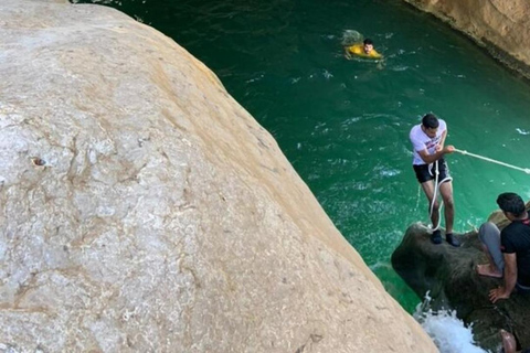3-Day Oman Adventure: Wadis, Desert Camping & Meals by Guide