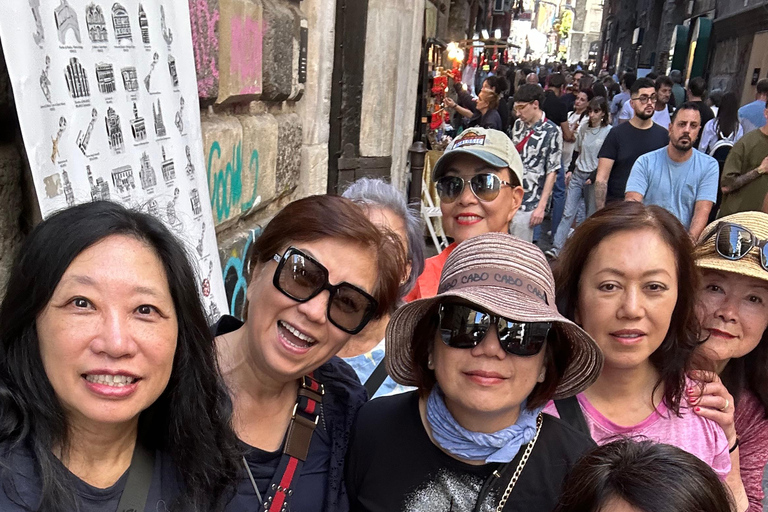 Unforgettable Naples Tour for 2hr Unforgettable Naples Walking Tour for 2hr