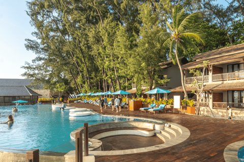 Jakarta: Sepa Thousand Islands Resort with Infinity Pool
