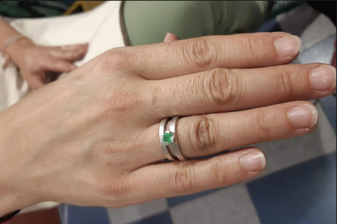 波哥大：制作属于你的祖母绿戒指波哥大：制作属于你自己的翡翠戒指