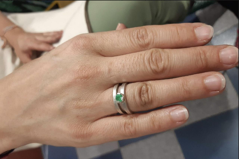 波哥大：制作属于你的祖母绿戒指波哥大：制作属于你自己的翡翠戒指