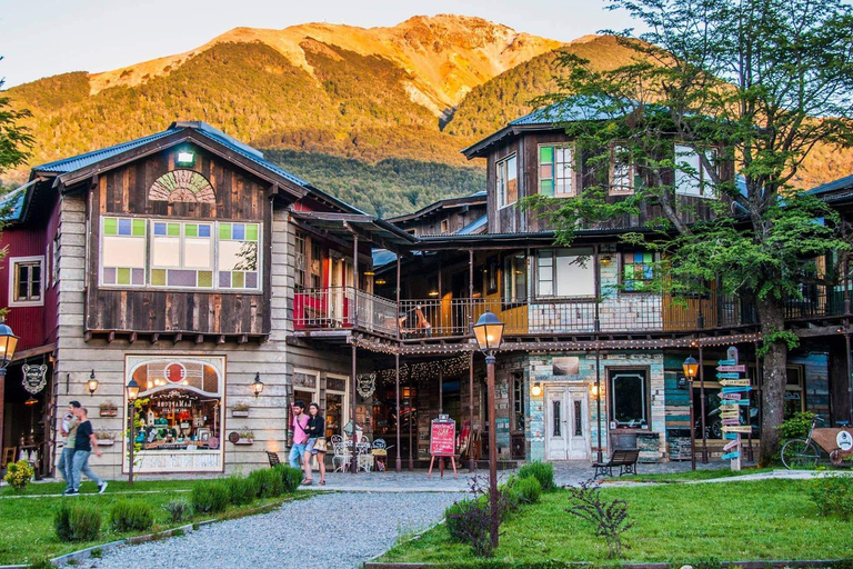 Bariloche: Guided tour of the Grand Circuit (Villa La Angostura and Villa Traful)