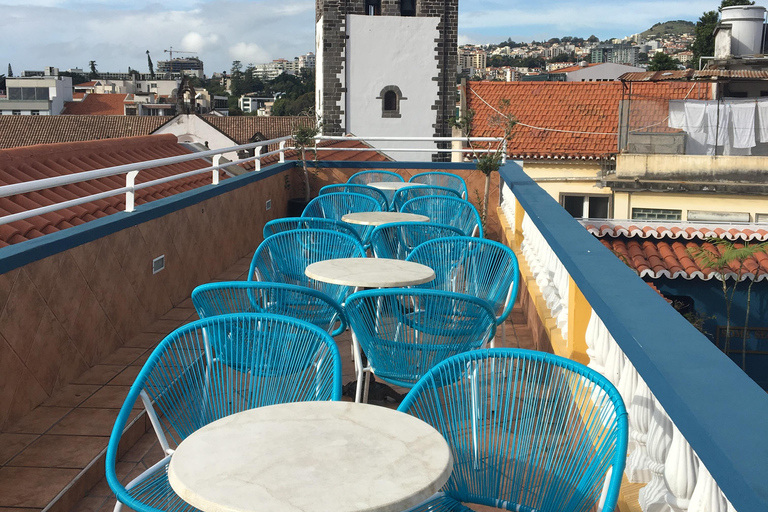 Funchal: Walking Food Tour with Local Guide
