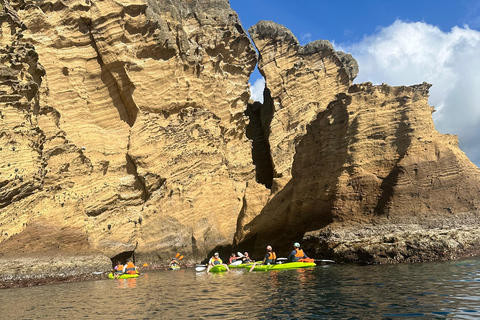 Vila Franca do Campo: Coast & Islet Caves Guided Kayak Tour
